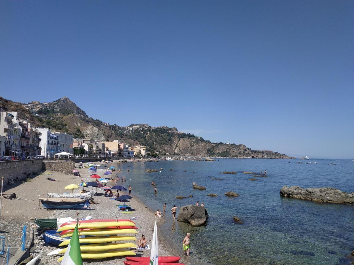 Suite Sul Mare Giardini Naxos Luaran gambar